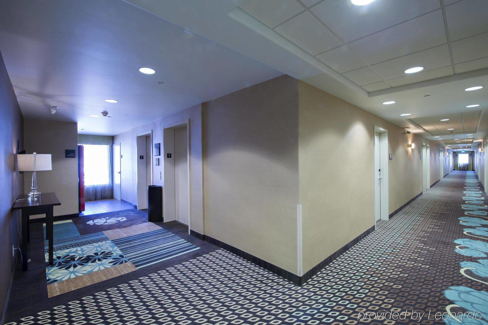 Hampton Inn Saskatoon South Exteriér fotografie