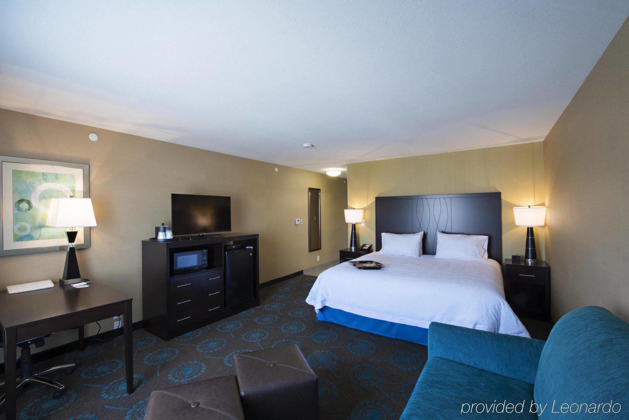 Hampton Inn Saskatoon South Exteriér fotografie